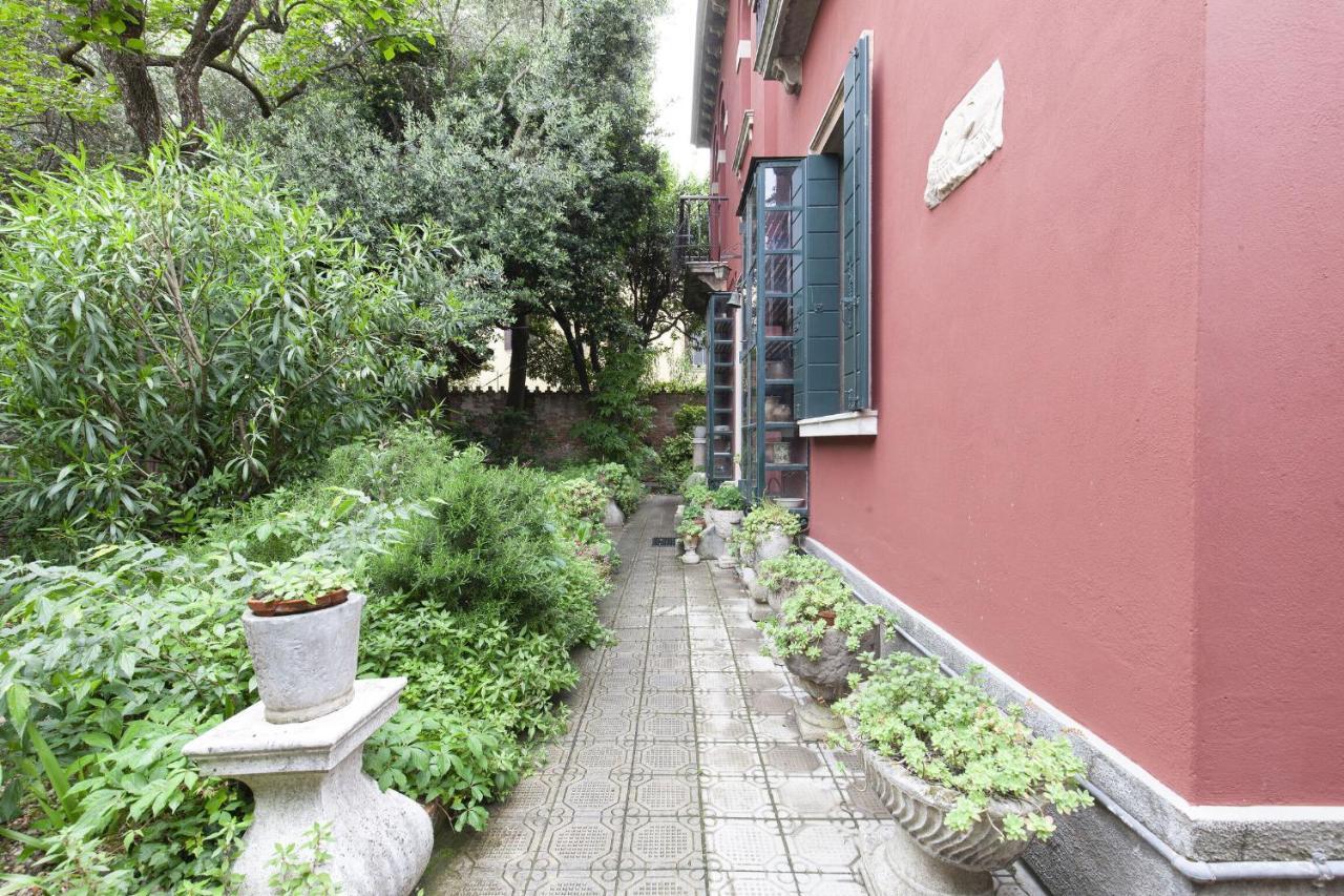 Residence Santa Marta By Halldis Veneţia Exterior foto